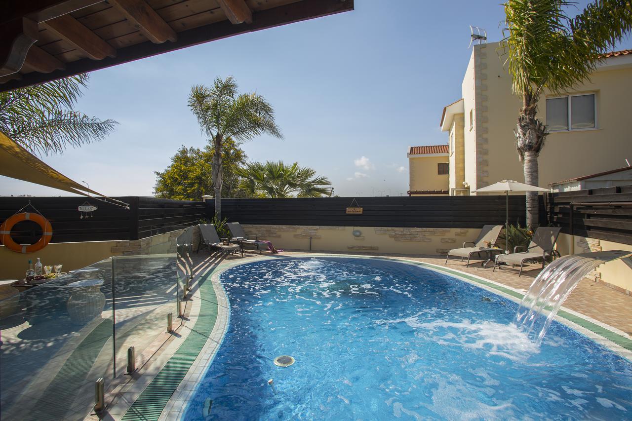 Ayia Napa Tropical Beach Villa מראה חיצוני תמונה
