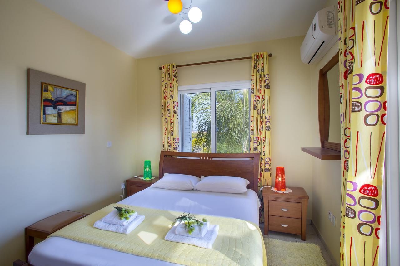 Ayia Napa Tropical Beach Villa מראה חיצוני תמונה
