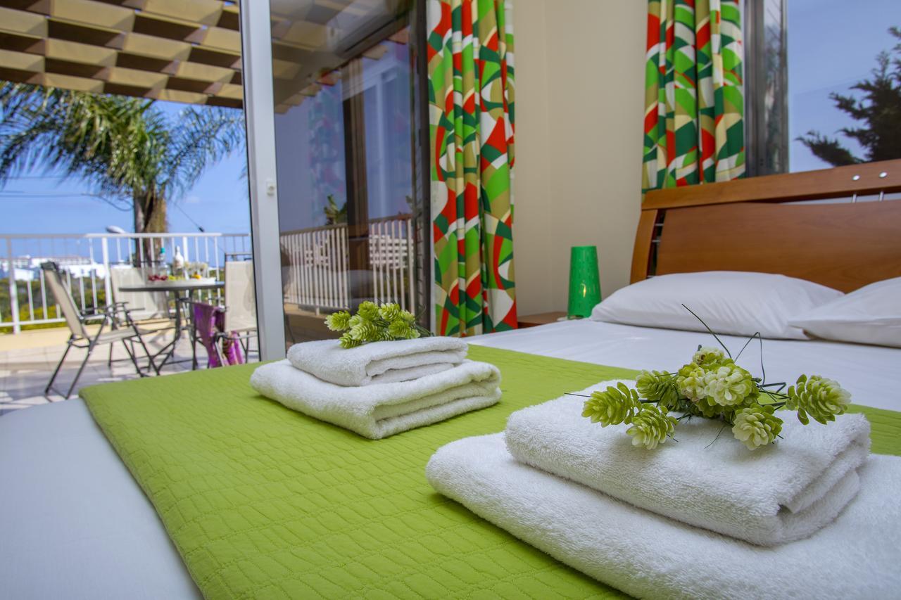 Ayia Napa Tropical Beach Villa מראה חיצוני תמונה
