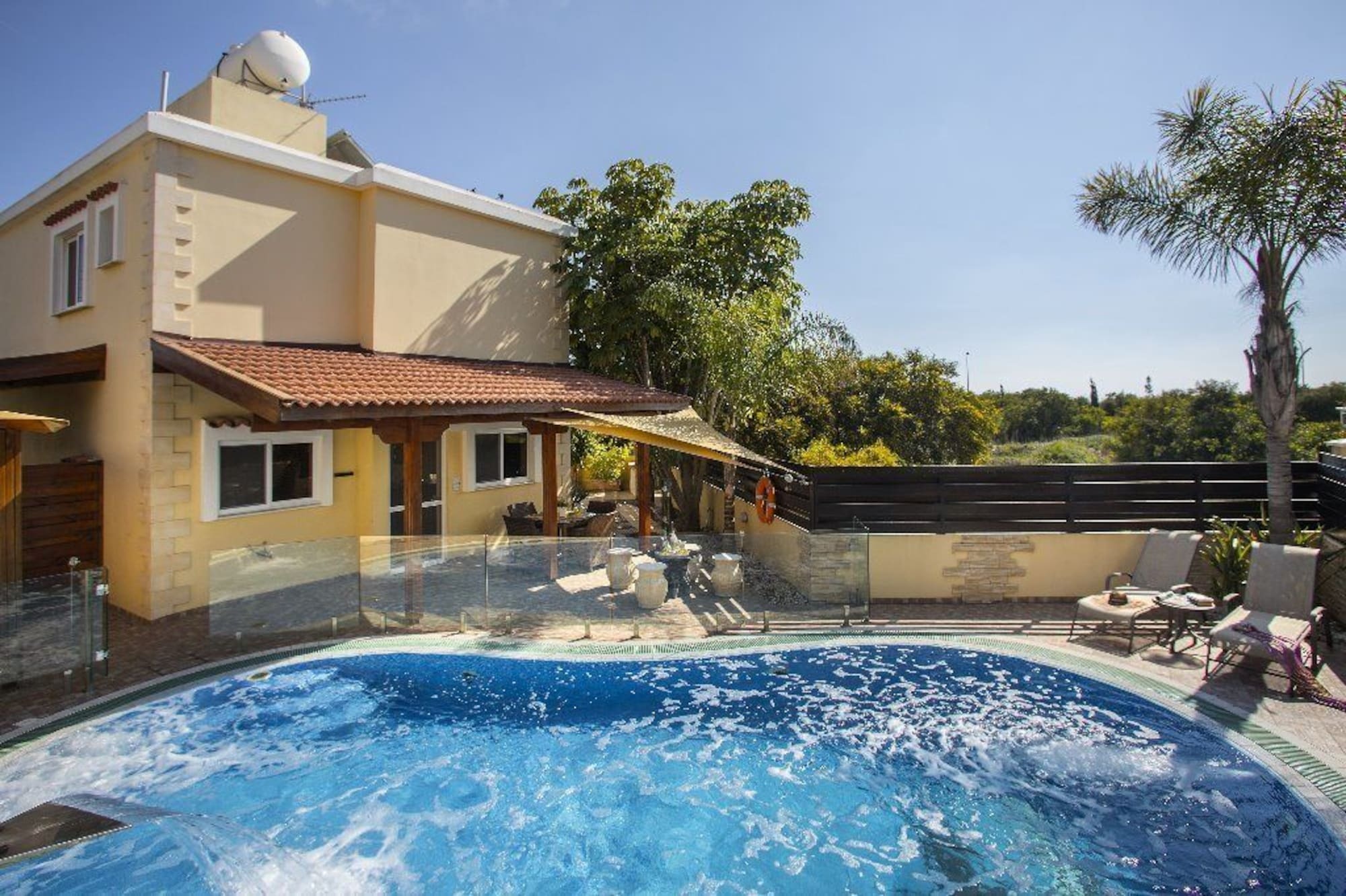 Ayia Napa Tropical Beach Villa מראה חיצוני תמונה